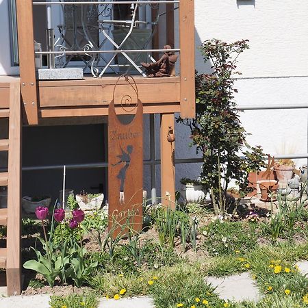 Bed and Breakfast Sleep And Go Mundelsheim Exterior foto